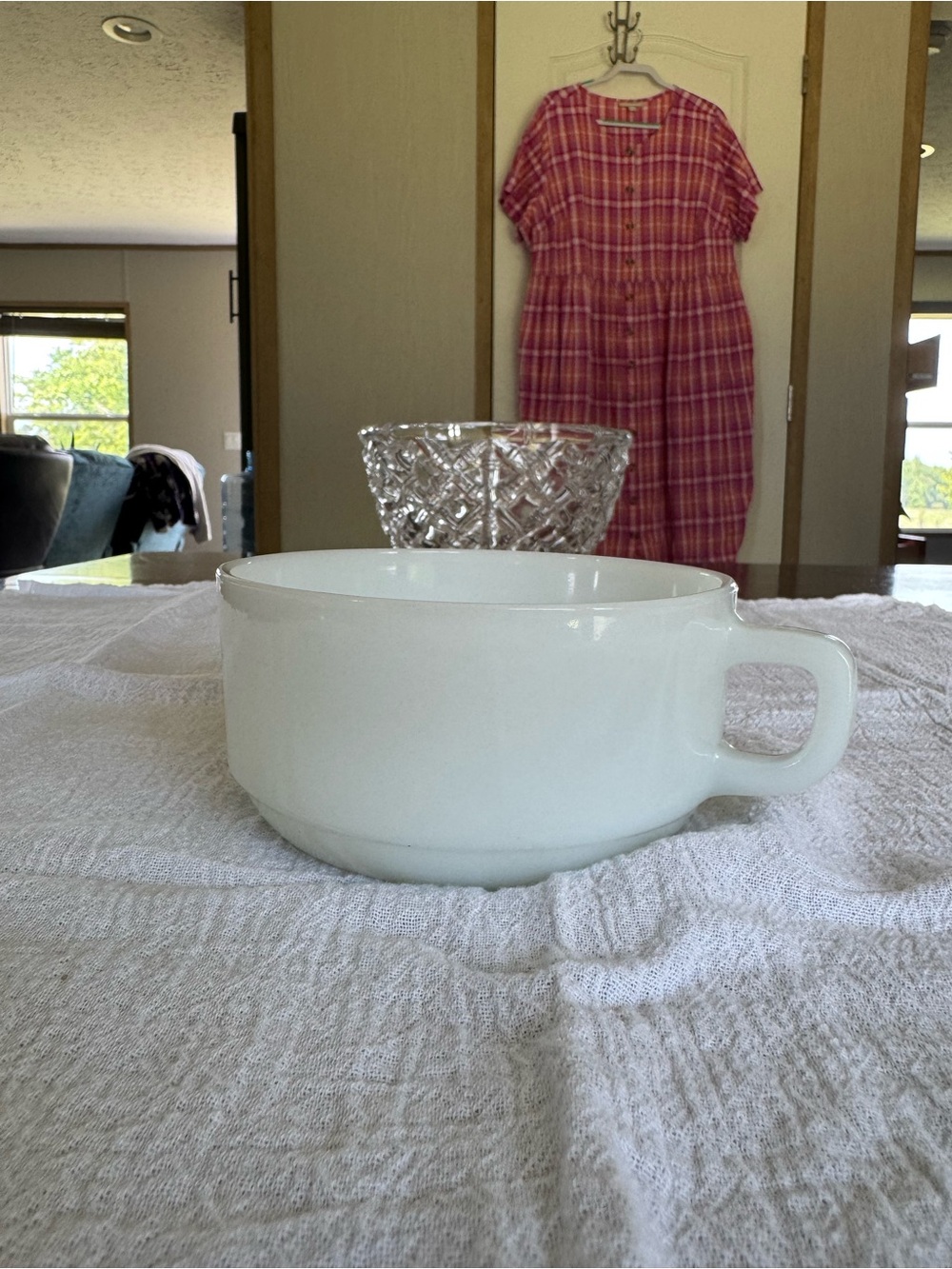 Classic White Milk Glass Soup Mug with Handle